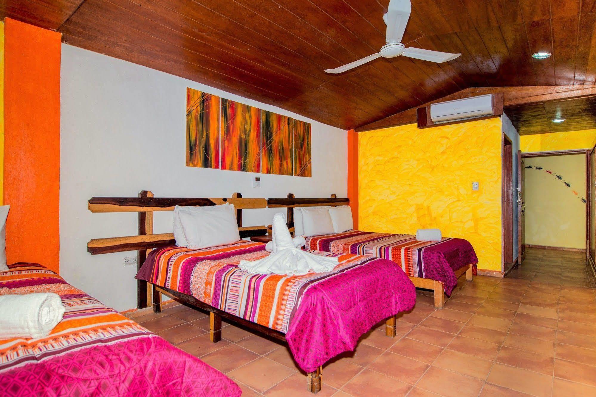 Hotel El Hormiguero Playa del Carmen Exterior photo